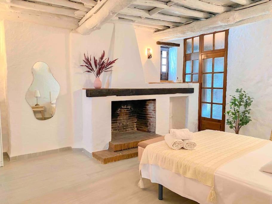 La Palmera. Casa Rural Con Piscina Privada. Benadalid Exterior foto