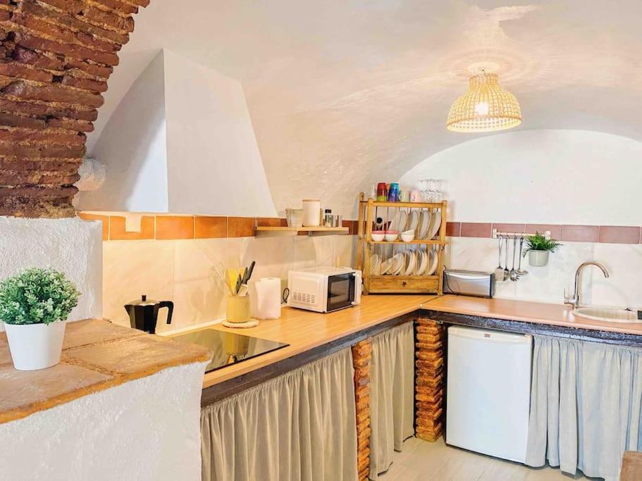 La Palmera. Casa Rural Con Piscina Privada. Benadalid Exterior foto